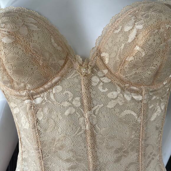 🔥NWOT Vintage ILGWU Carnival Romantic Lace Bustier Corset Victorian Bra Sz 32B - Picture 4 of 13